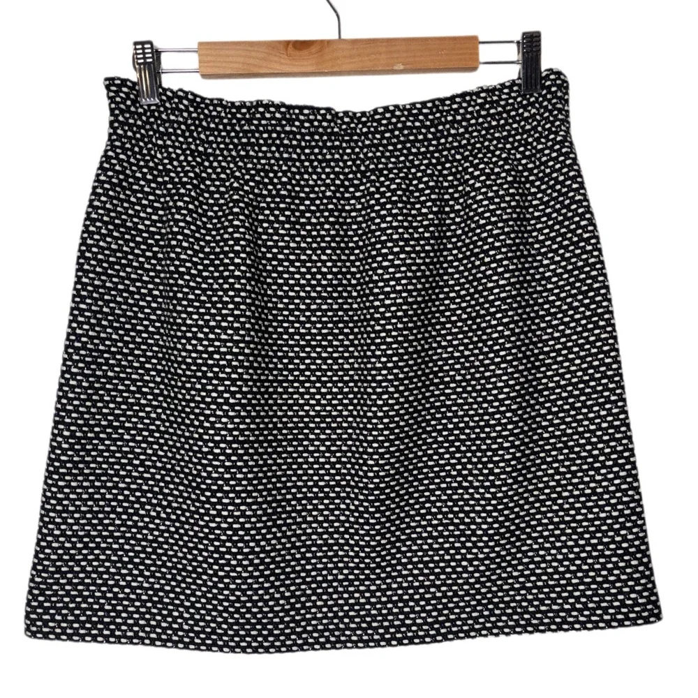 J.Crew Factory Sidewalk Skirt in Jacquard pattern black/white Woman's size 8